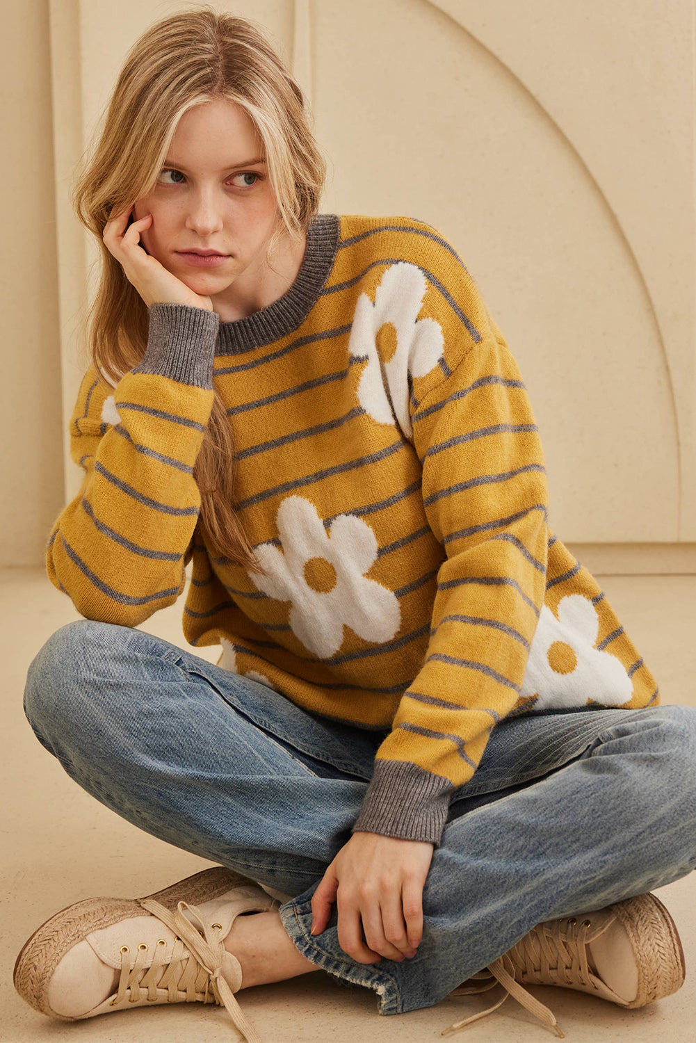 Yellow Striped Daisy Flower Long Sleeve Sweater