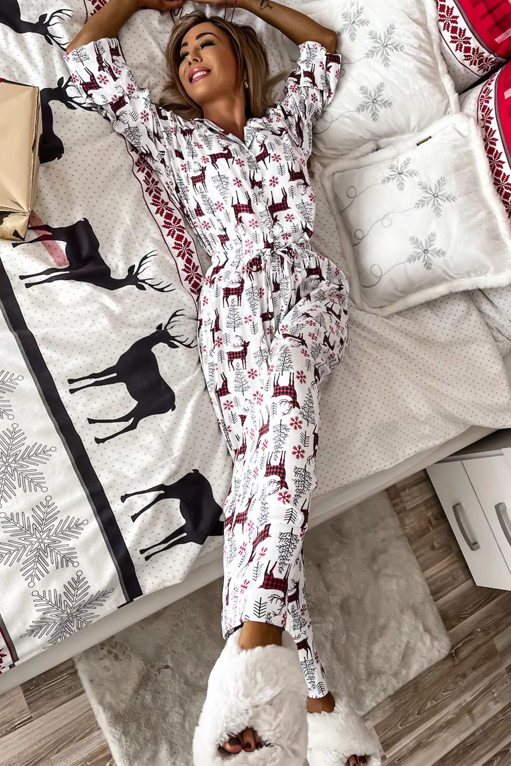 Light Grey Christmas Tree Gifts Print Shirt and Pants Pajama Set