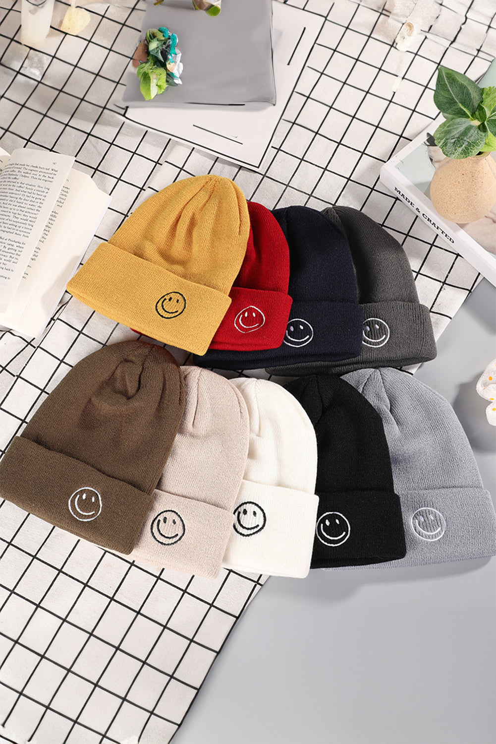 White Smiley Face Eaveless Beanie Hat