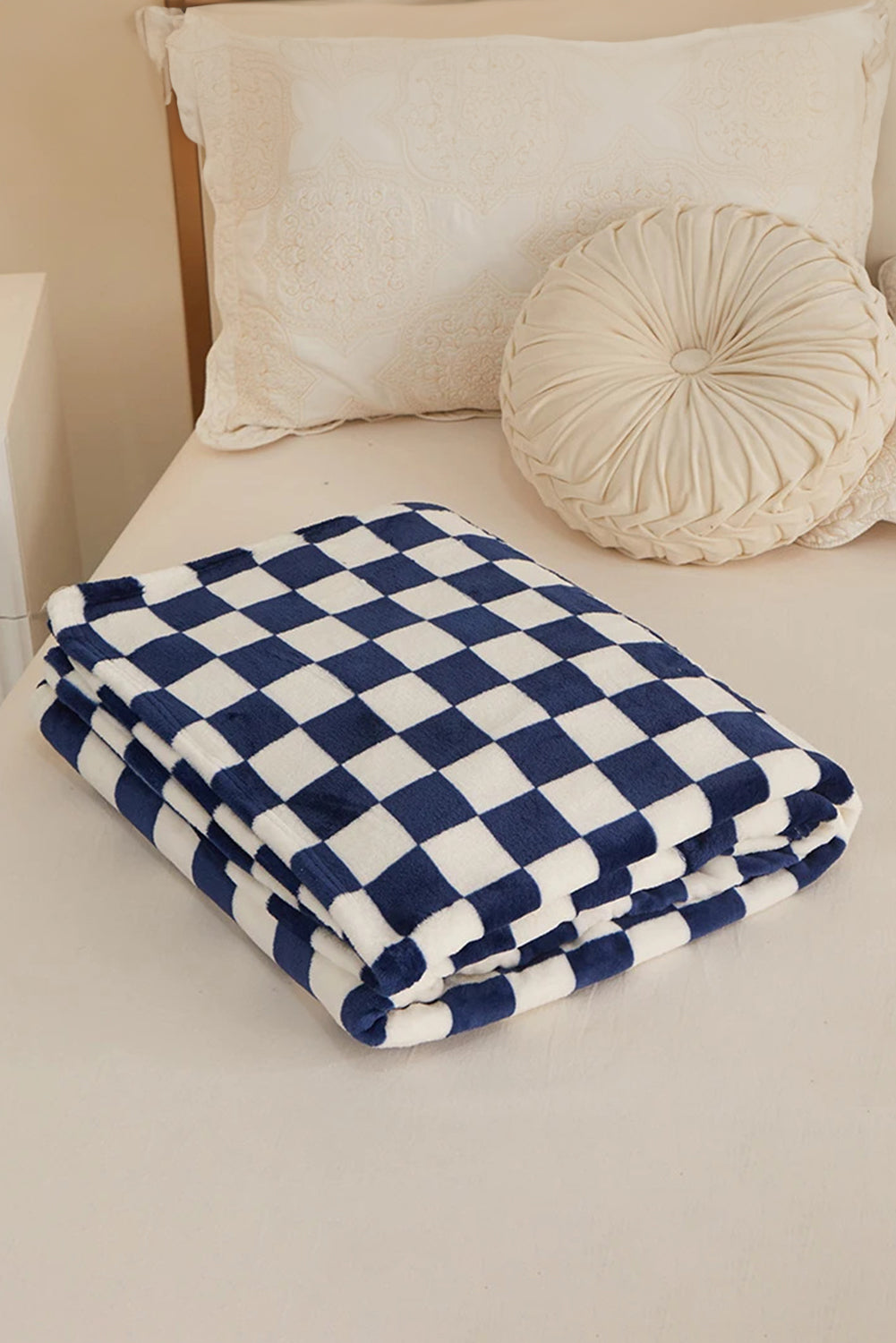 Yellow Checkerboard Printed Soft Throw Blanket