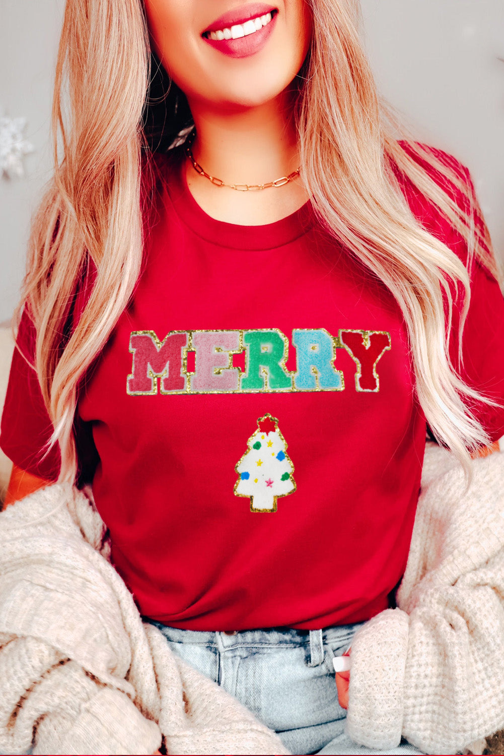 Red MERRY Christmas Tree Round Neck Tee